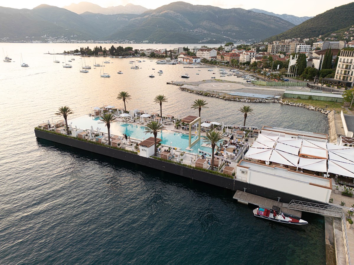 AURA Beach Montenegro
