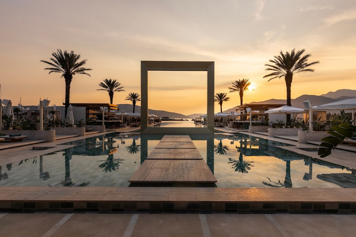 AURA Beach Montenegro