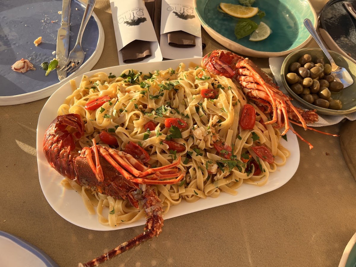 Pino del Mar Restaurant & Beach Bar