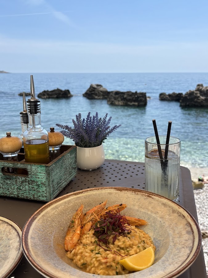 Pino del Mar Restaurant & Beach Bar