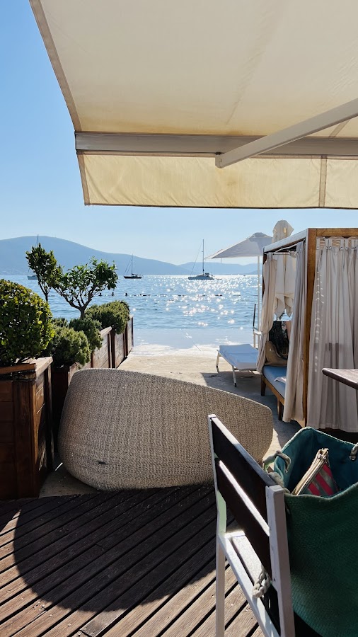 La Roche Beach Club