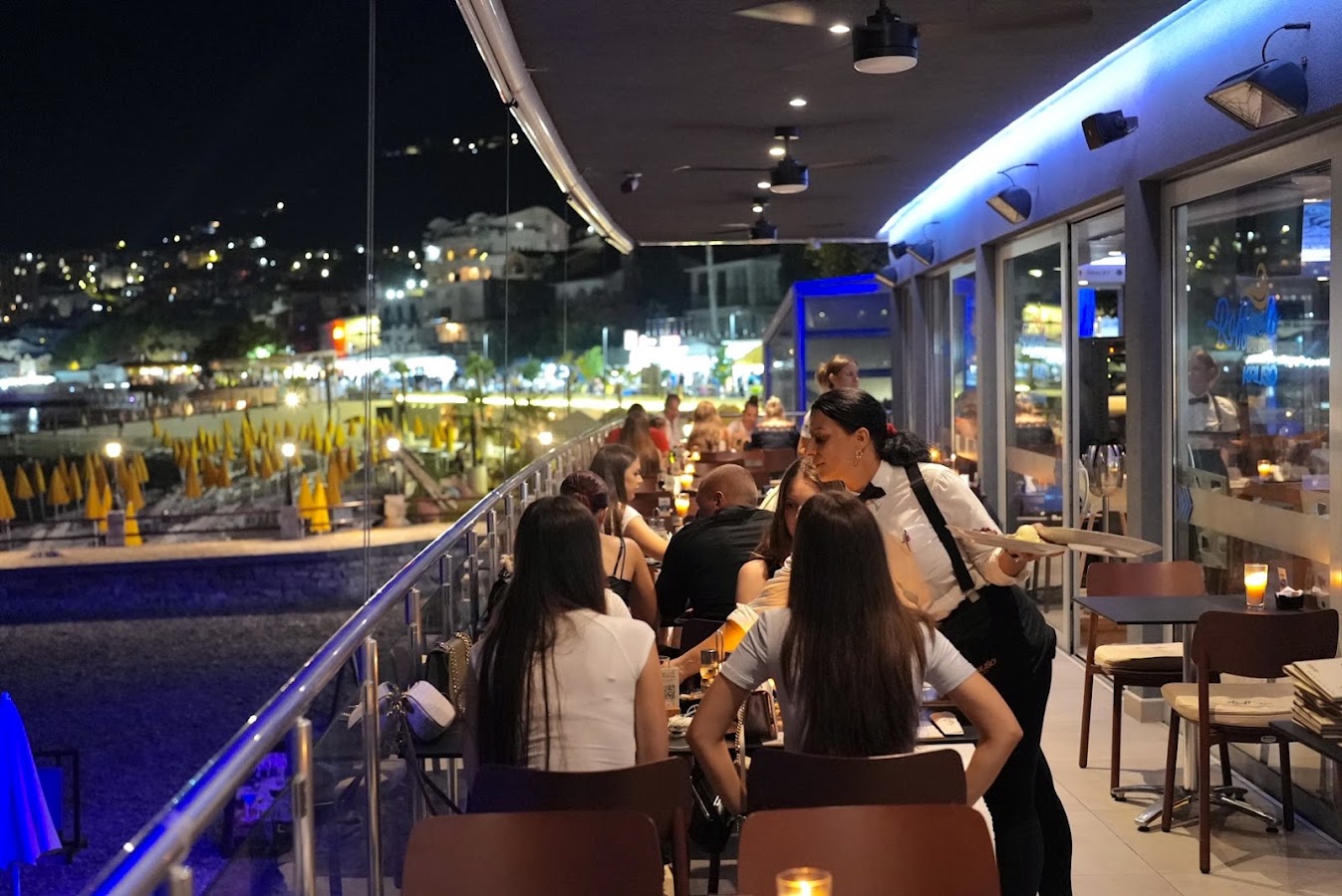 Beach Club Raffaelo