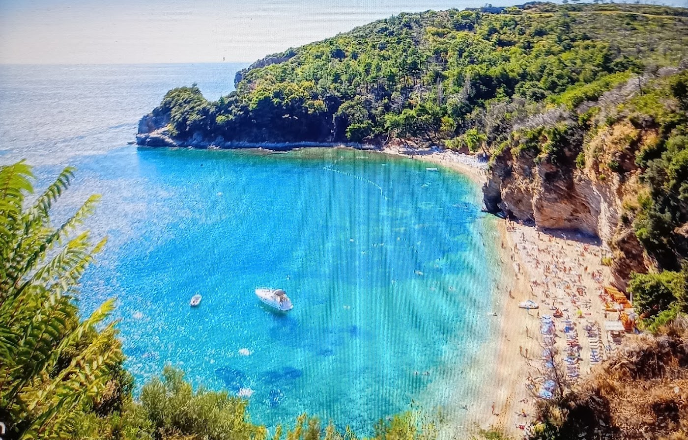 Mogren Beach