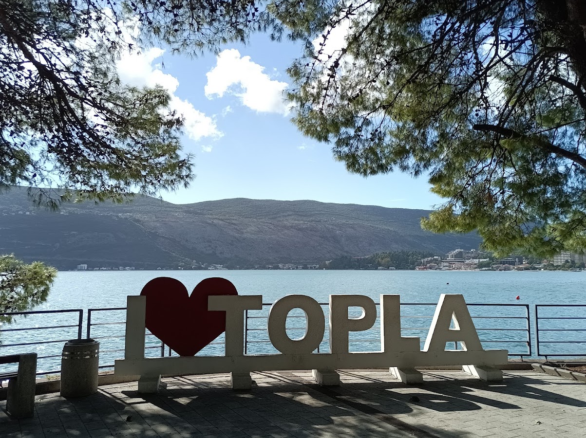 Beach Topla
