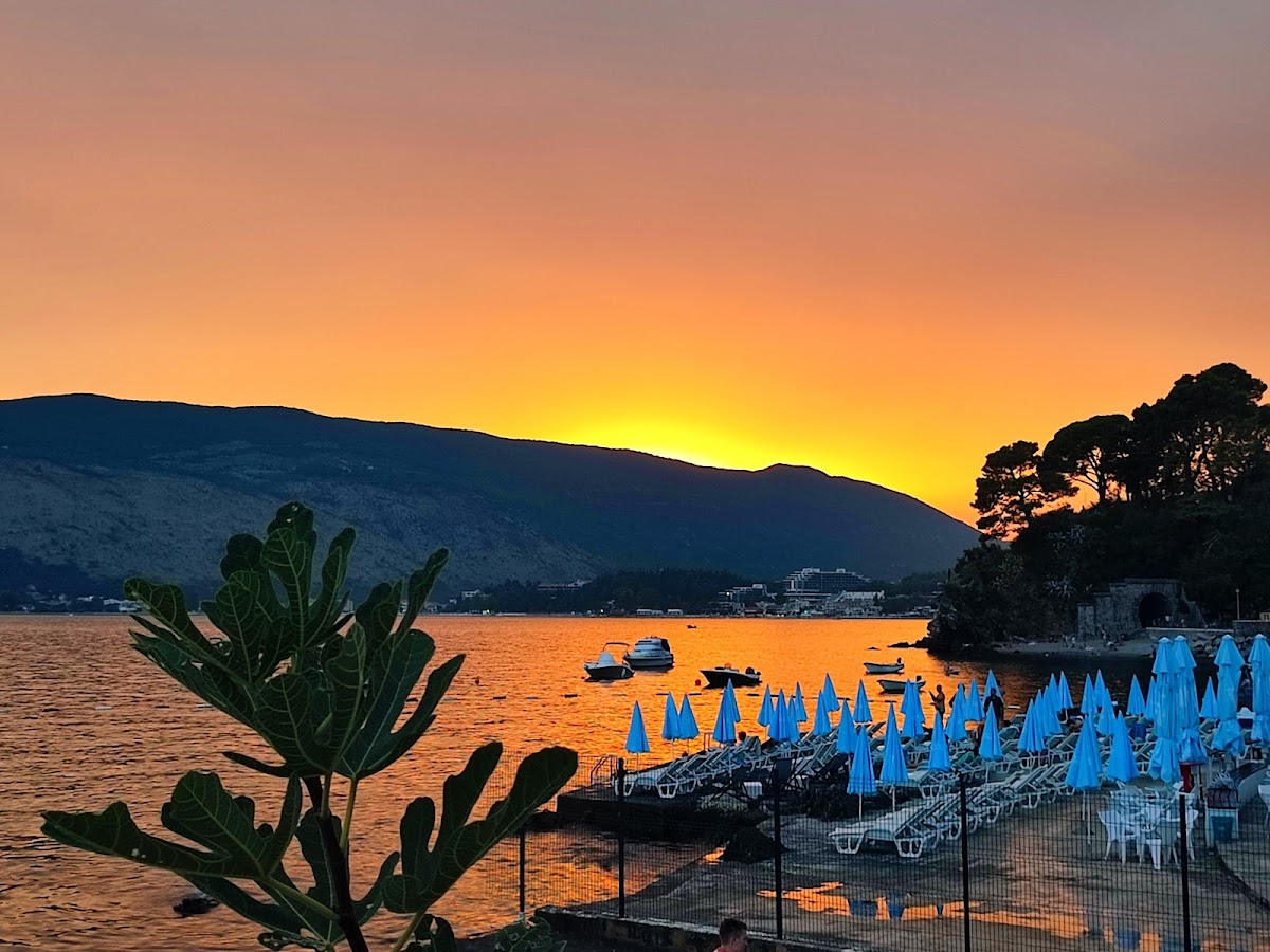 Plaža kod Tunela
