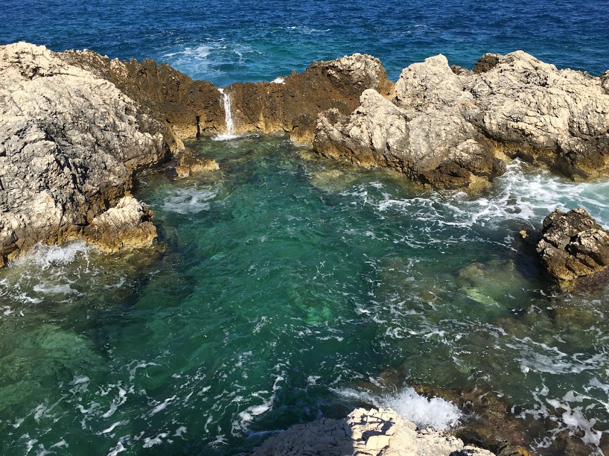 Utjeha Small Beach