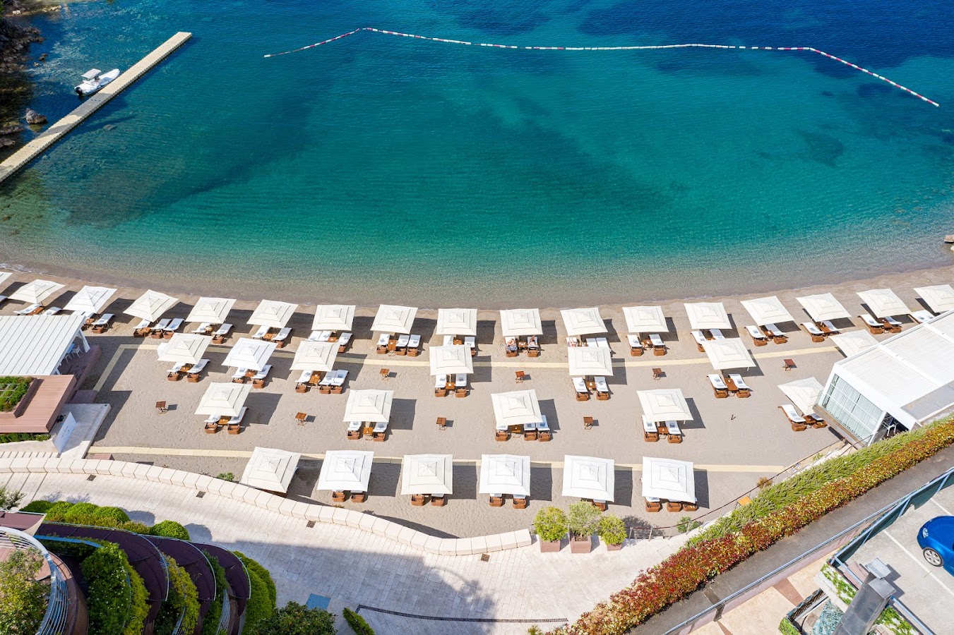 Dukley Beach & Bar