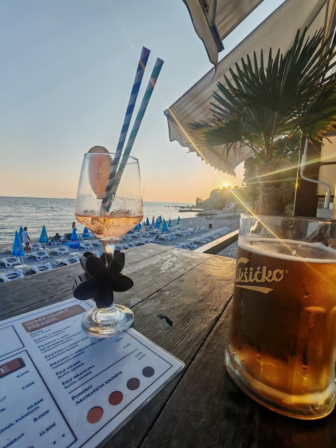 Beach Bar Hemingway