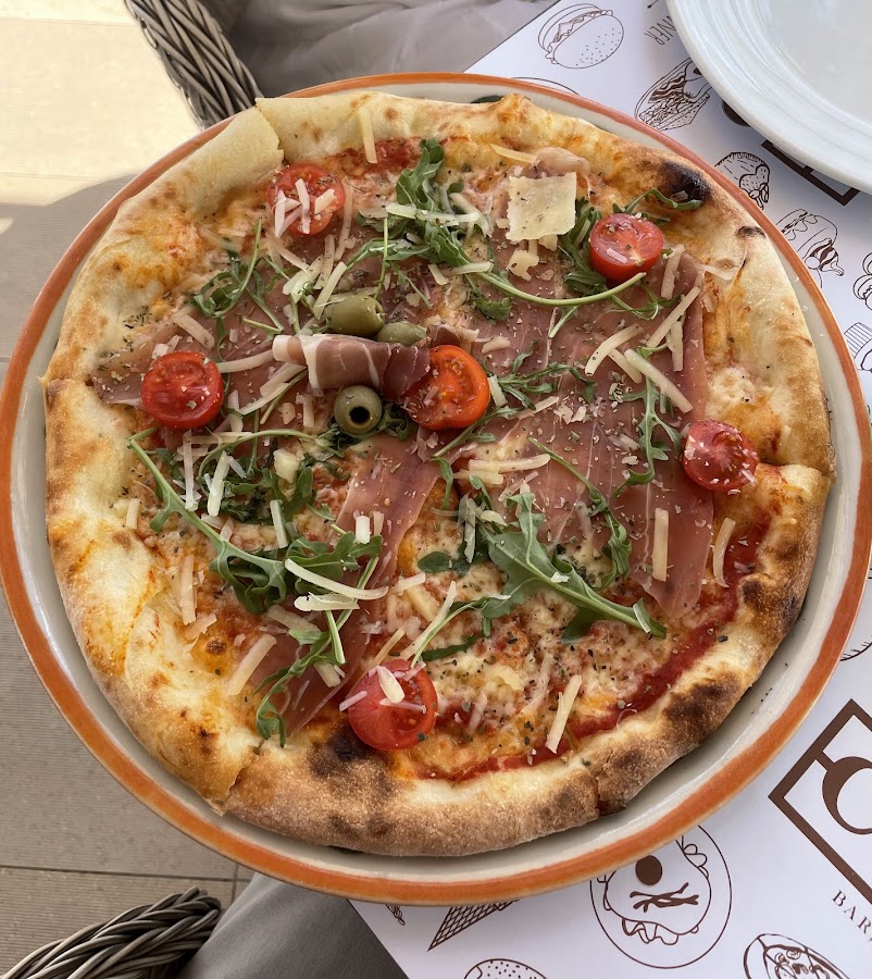 Coco Bar, Food & Sea